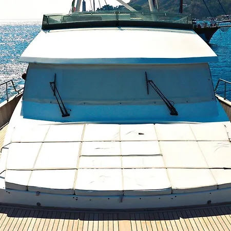 Yacht Shalimar Iv Canneto (Lipari)